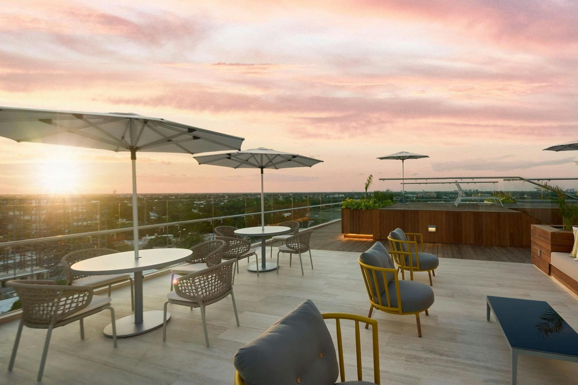 Courtyard By Marriott Merida Downtown المظهر الخارجي الصورة